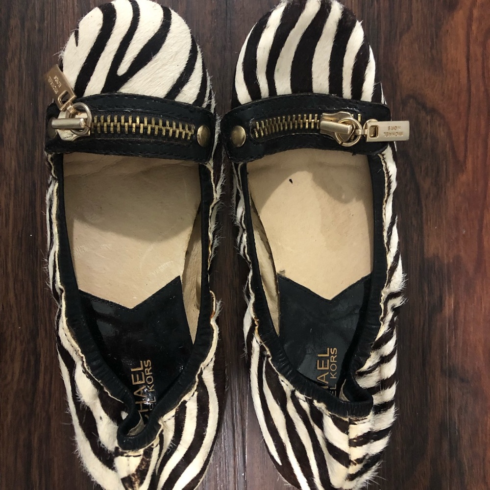 Michael Kors size 7 zebra flats